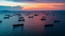 oil,product,tanker,chemical,and,gas,lpg,tanker,ship,loading